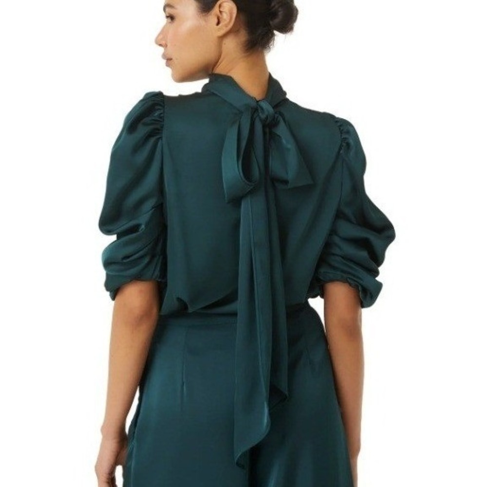 NEW‎ Misa LA Luella Satin Top in Emerald Green Small
